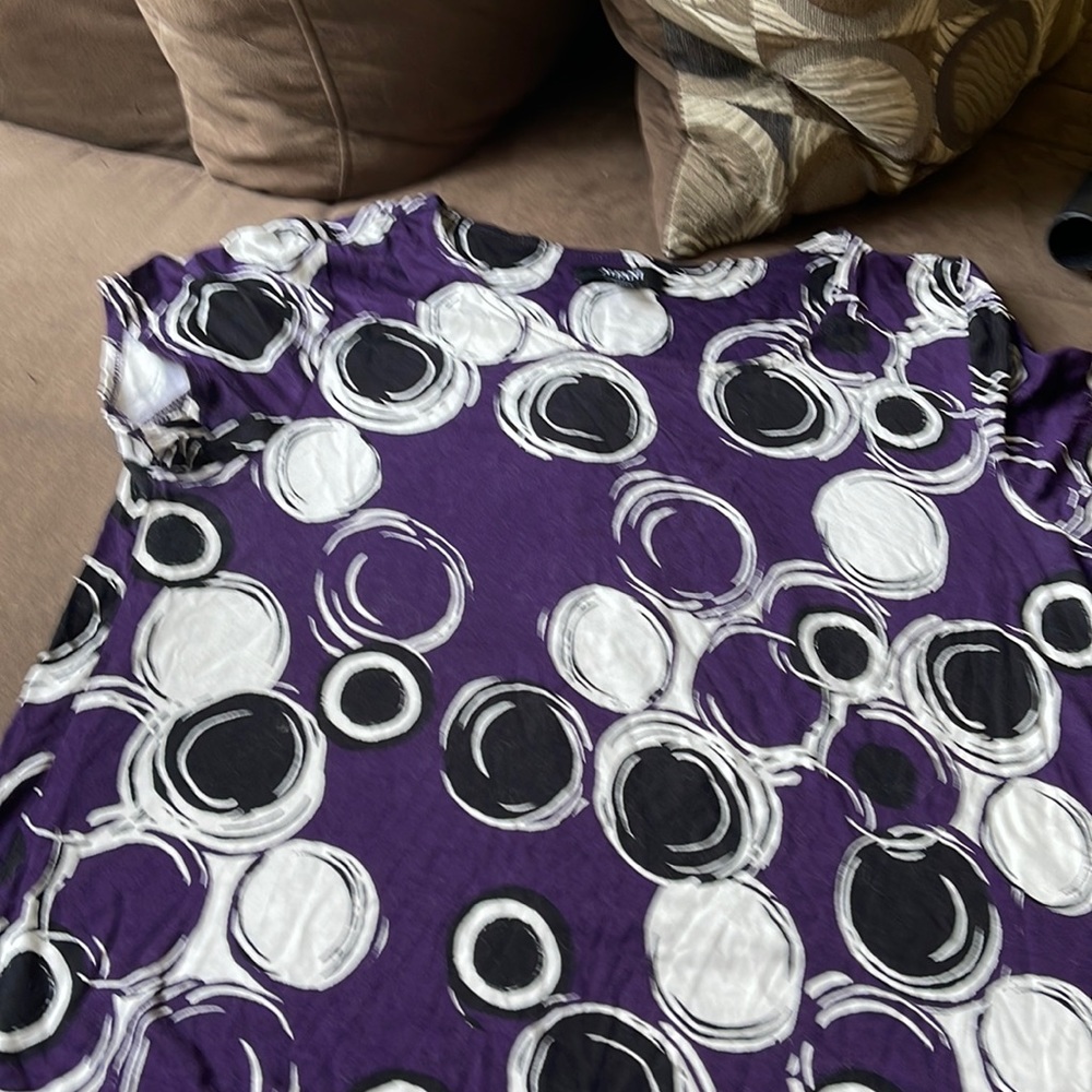 Short sleeve top